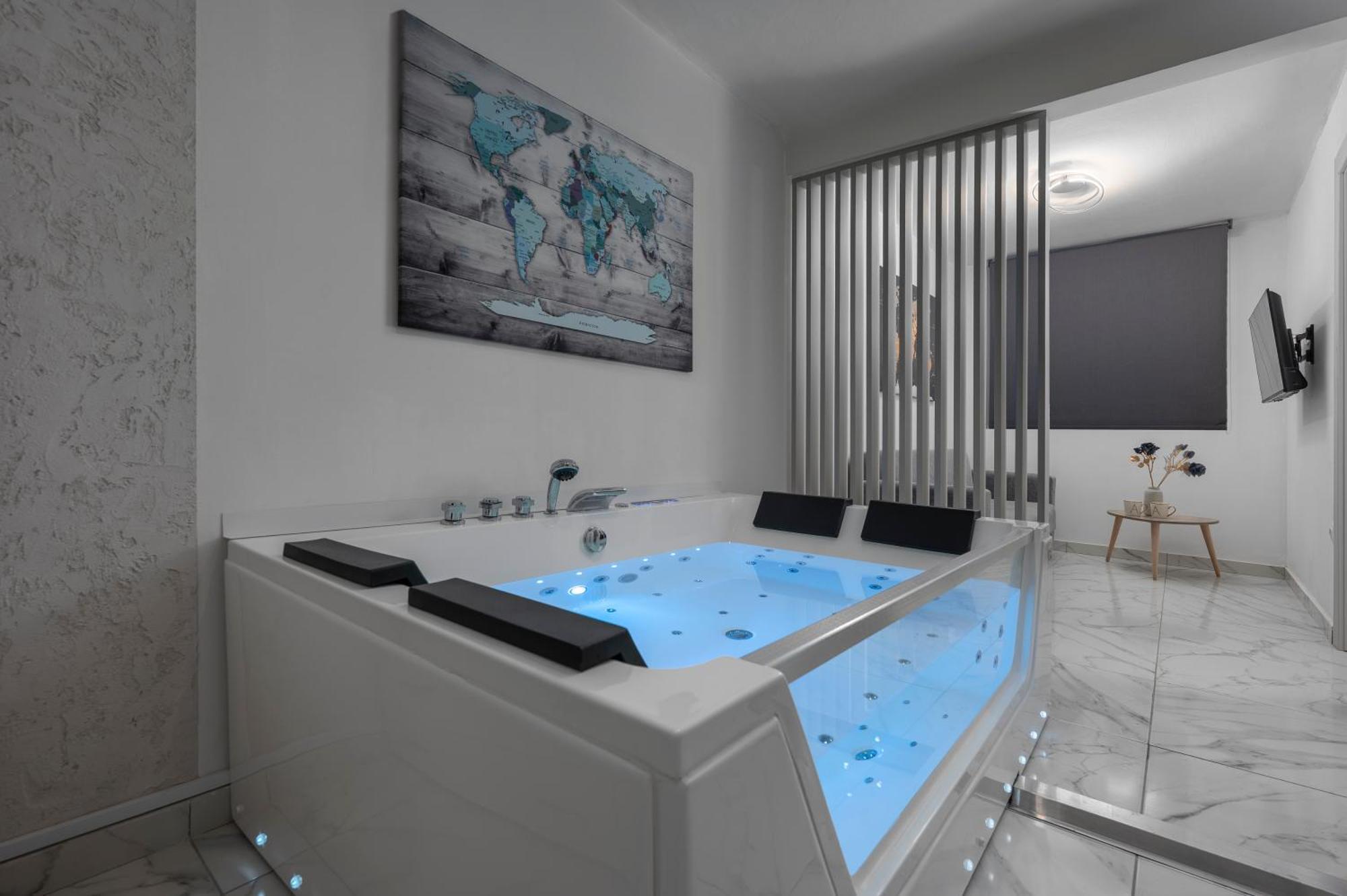 Premium Jacuzzi Suite At The City Center, By Aqua Platinum Thessaloníki Eksteriør bilde
